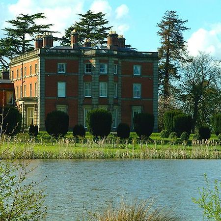 Netley Hall Dorrington 外观 照片