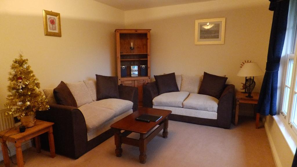 Netley Hall Dorrington 外观 照片